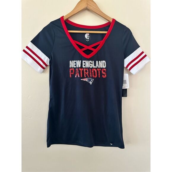 NFL Team Apparel Red and Blue Short Sleeve Game Day Shirt Size Small - Picture 1 of 4